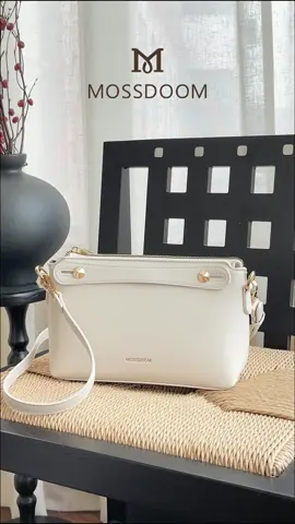 “Jenye is all about charm and confidence. Dengan desain unik dan sentuhan elegan, Jenye siap jadi statement piece di setiap langkahmu. Small in size, big on style!” #tasselempang #taswanita #fyp #shoptokopedia #SuperBrandDay #mossdoomindonesia 