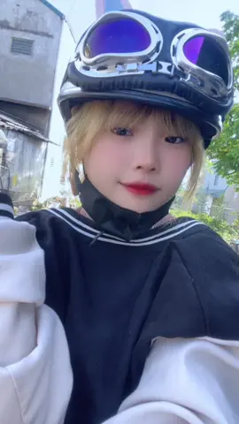 Thời buổi này lm j coá con trai ik yêu 1 cô gái nghèo 😌