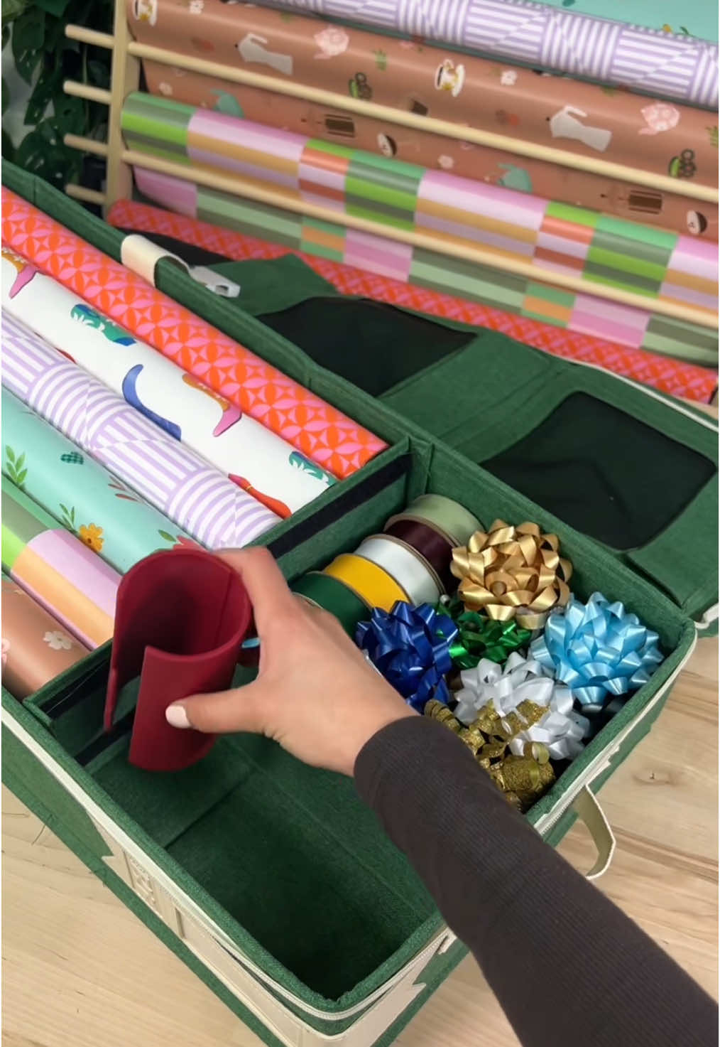 Tame the wrapping chaos with the Little ELF Organizer 🧺  #littleelf #giftwrapping #craft 
