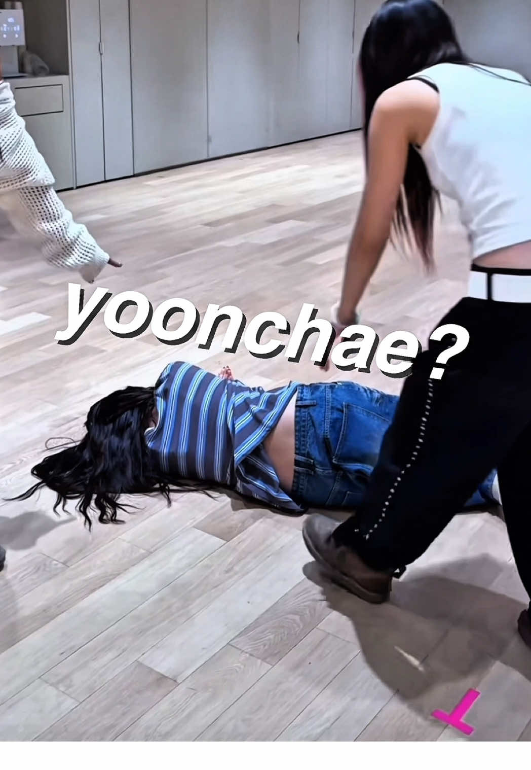 we finally got to see what they were talking about in the live- i’ve literally been wondering what it was since tbh 😭 @Yoonchae @KATSEYE #viral #fyp #foryoupage #katseye #yoonchae #gnarly #getitiguess #ate #dontletthisflop 