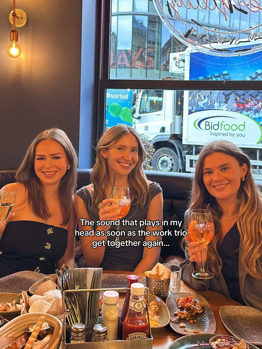 Nothing quite like the 3 of us getting together🥰🫶🏼 #worktrio #trio #workfriends #gettogether 