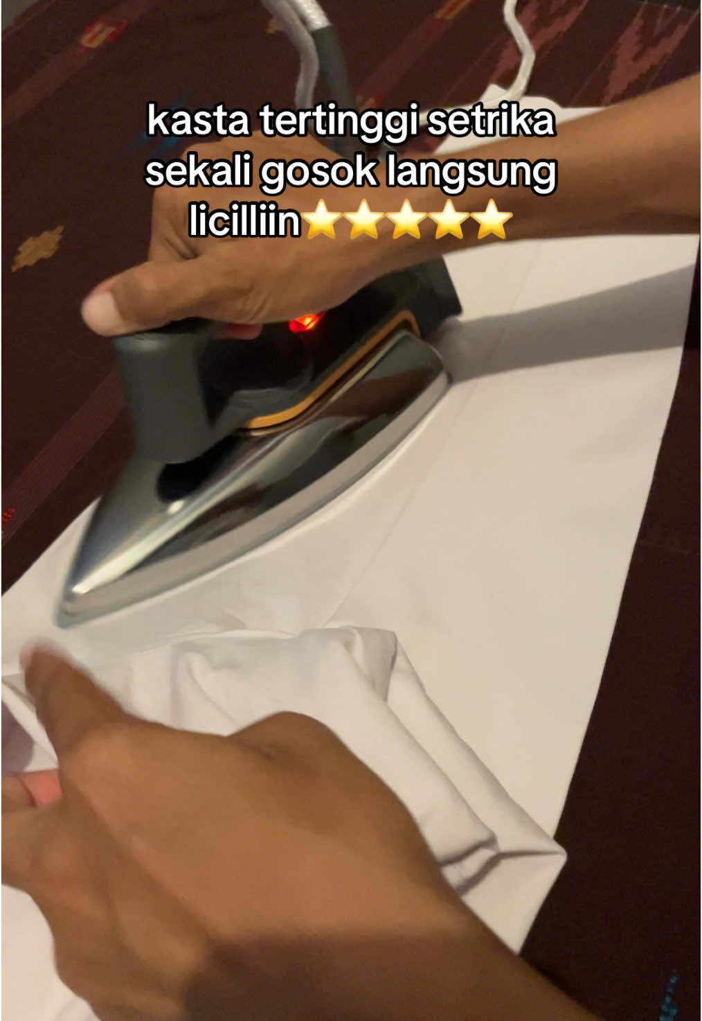 Philips Setrika Kering Classic HD1172/99 - Hitam Tapak Anti Lengket, seterika, seterika philips, gosokan baju, strika, gosokan baju philips, setrika pakaian, setrika terbaik #setrikaphilips #setrika 