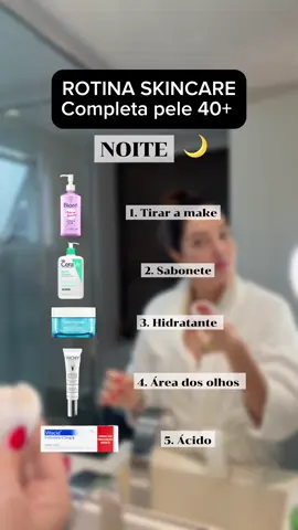 Rotina completa de skincare noturna para a Pele 40+ 💁‍♀️ Manter a pele saudável e radiante aos 40 é possível com os produtos certos e um pouco de amor e cuidado. A rotina diurna já está no feed ✨ Me siga para receber mais conteúdos!