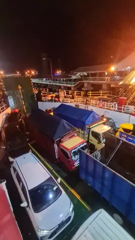ada saat nya tapi belum ada waktunya  #gilimanuk #pelabuhangilimanuk  #drivermudapunyacerita #supirmuda #sotrex #fypシ゚viral #cantermaniaindonesia #storycanter #brandatiktok 