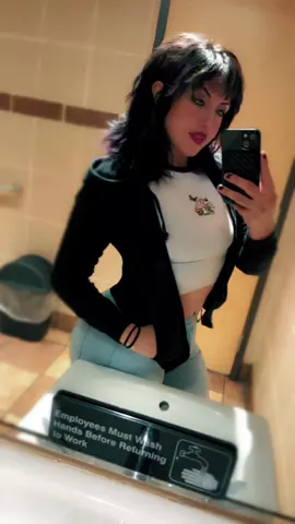 #dairyqueenreatroomselfie