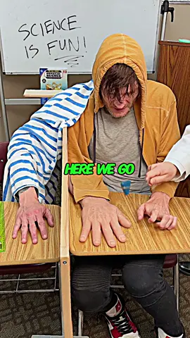 Part 1 | Brain Experiment Baffles Student #storytime #viral #crazyman #1min #foryou 