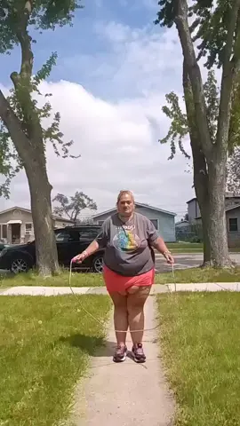 JUMP ROPING BACKWARDS. PROVE TO PEOPLE I CAN DO IT. 