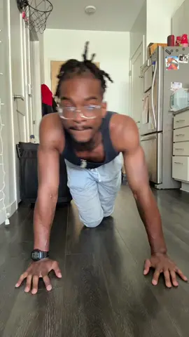 @LEWIEEBLAZE ion know bout a #dc but I know about this a workout challenge fasho 🔥💪🏾