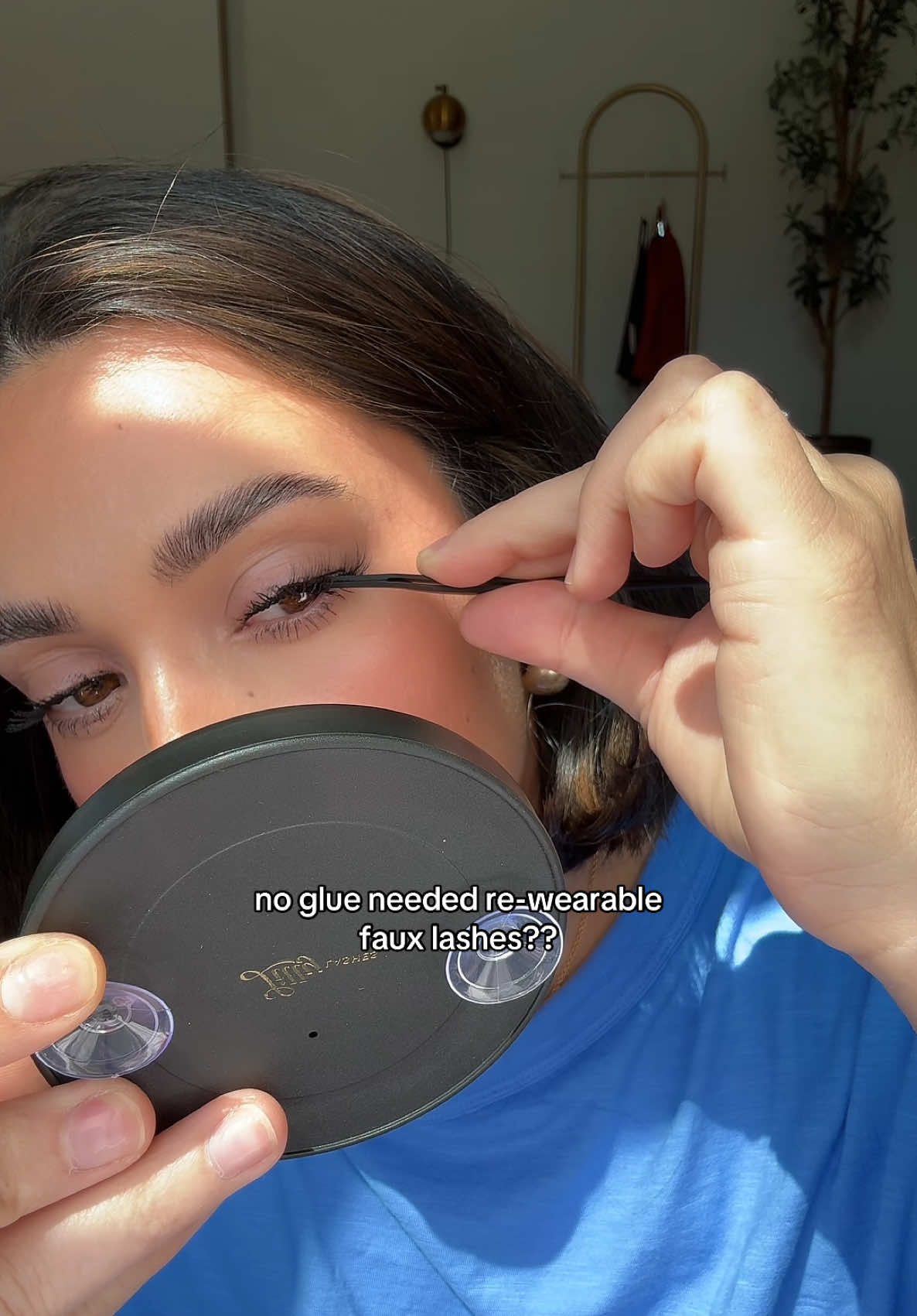 Easy faux lashes for lazy girls.  @Lilly Lashes #fauxlashes #makeuphacks 