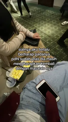 susah kalo urusan nya sama masalalu