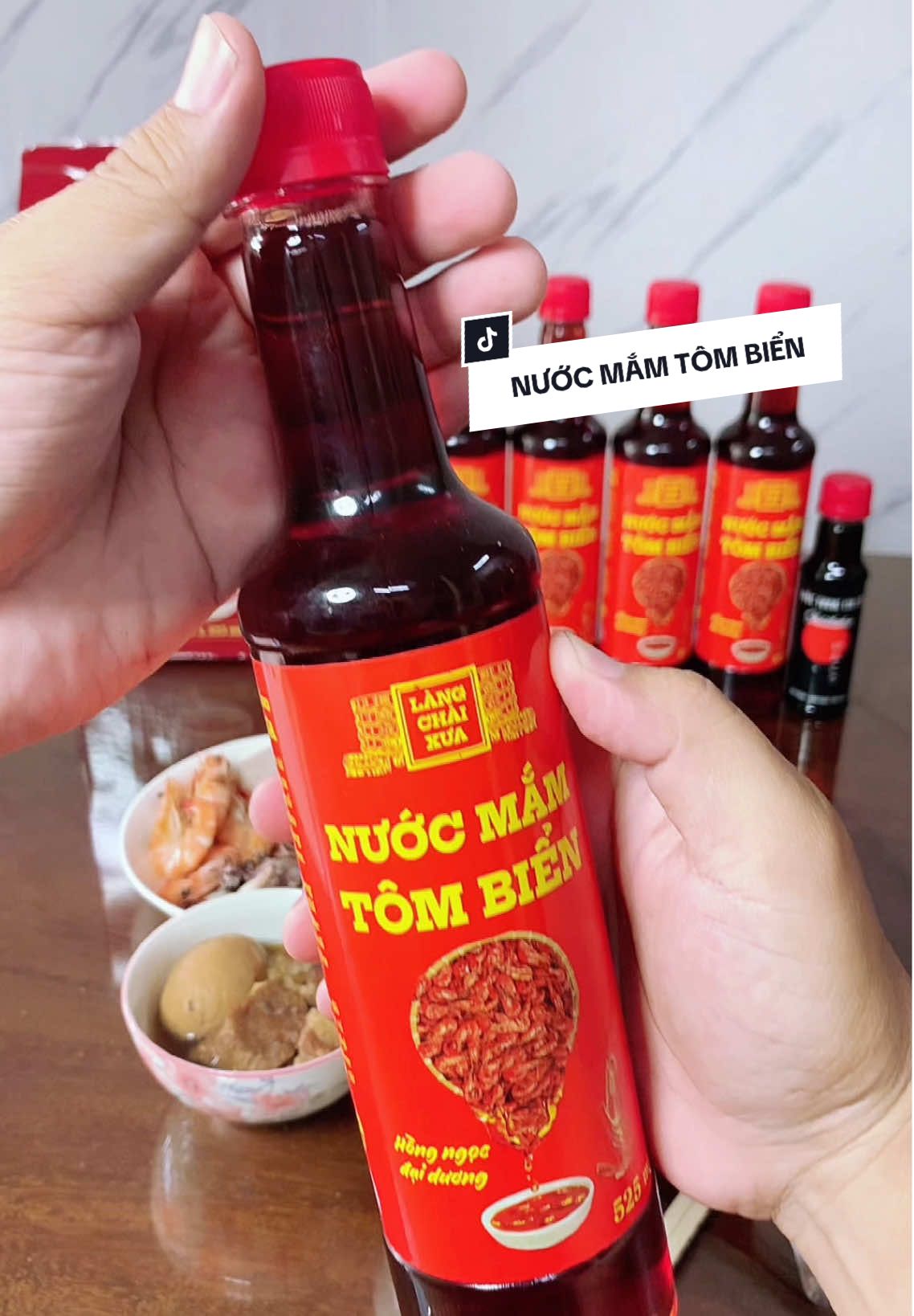 Nước mắm tôm biển truyền thống làng chài xưa, hương vị đậm đà vị tôm biển rất ngọt mà thơm nữa. #langchaixua #nuocmamtombien #nuocmamtruyenthong #nuocmamlangchaixua #nuocmam #nuocmamtin 