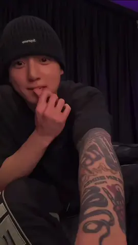 #jungkook I miss his voice