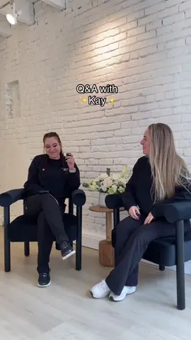 Meet Kay ✨ She’s one of our lovely estheticians at Chateau Glow Cobble Hill and is here to help you get your dream skin! Some fun-facts about her: ✨Go-to self-care service? Getting her lashes done ✨One product she’s leaving in the past is the Mario Badescu Drying lotion As an esthetician, her mission is to help you feel confident in your own skin, but in her eyes your skin is already perfect. 😍 If you would like to book a facial with Kay at Cobble Hill, click the link in bio 🔗 #bestskincare #bkfacials #glowingskin #skinreset #hydrafacial #skincare #facialsnyc #brooklynestheticians #ethetics #facials #eastwilliamsburg #cobblehill #bestofbrooklyn #brooklynskincare 