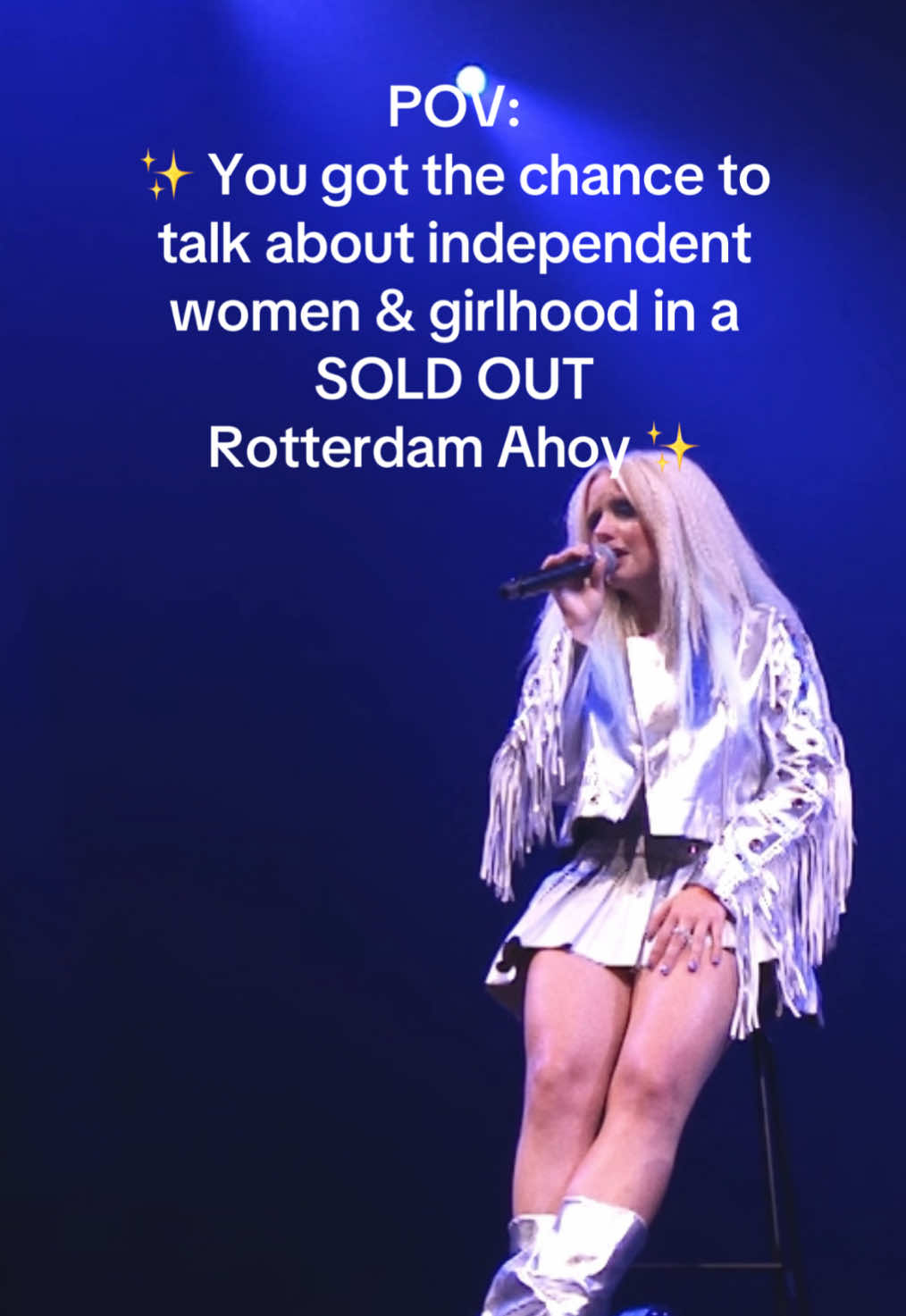 SAY IT LOUDER FOR THE PEOPLE IN THE BACK!!! 📣 @BILLIE EILISH #girlhood #independentwoman #ESMÉ #billieeilish 