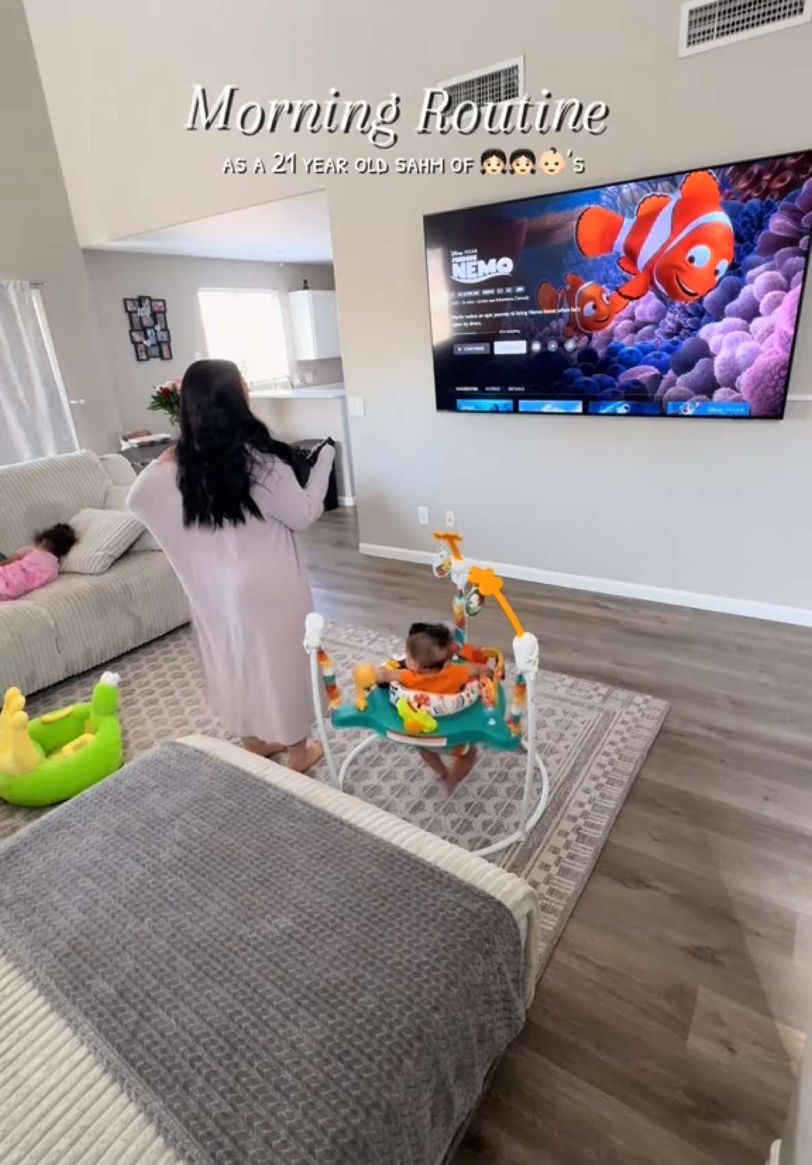 Risee N Shineee 🪄✨☀️  also, I feed my baby his food off camera because I usually feed him in his diaper and I don’t like recording that 💗 #morningroutine #morningvlog #sahmmorningroutine #sahmmorning #morninginmylife #morningvibes #morningmotivation #youngmoms #youngmomsoftiktok #youngmomlife #breaskfastime #breaskfastburritos #cookbreakfastwithme #goodmom #goodwife #morningwithtoddlers #fypmomsoftiktok #mamalulu #dayinmylifesahm #unfilteredmotherhood #relatablemom #realisticmomlife #fypシ゚viral 