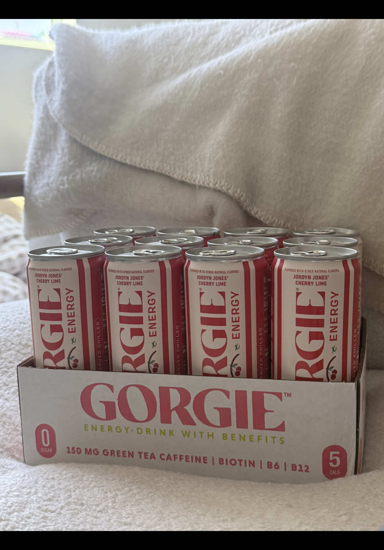 About to be my new fixation #cleanenergy #energydrinks #gorgie #jordynjones #cherrylime #bev #sugarfree 
