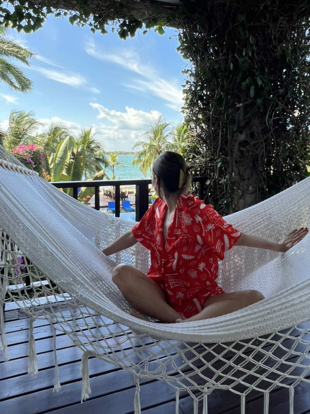See you on May 22 for our Summer Drop! 🌴☀️ Subscribe to our email list for a discount and all the latest on the new collection.  #neendi #sleepinstyle #womenspajamas #matchingpajamas #summerpajamaset #summerpajamas #smallbusinessowner #womanownedbusiness 