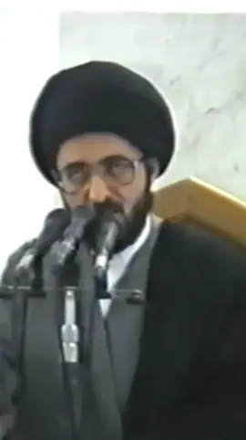وحيد زمانه علم غزير واخلاق رفيعه  اعلى الله درجاتك في الجنان   . . . . ـ#السيد_محمد_رضا_الشيرازي #السيد_محمد_رضا_الشيرازي_الله_يرحمه #محمد_رضا_الشيرازي 