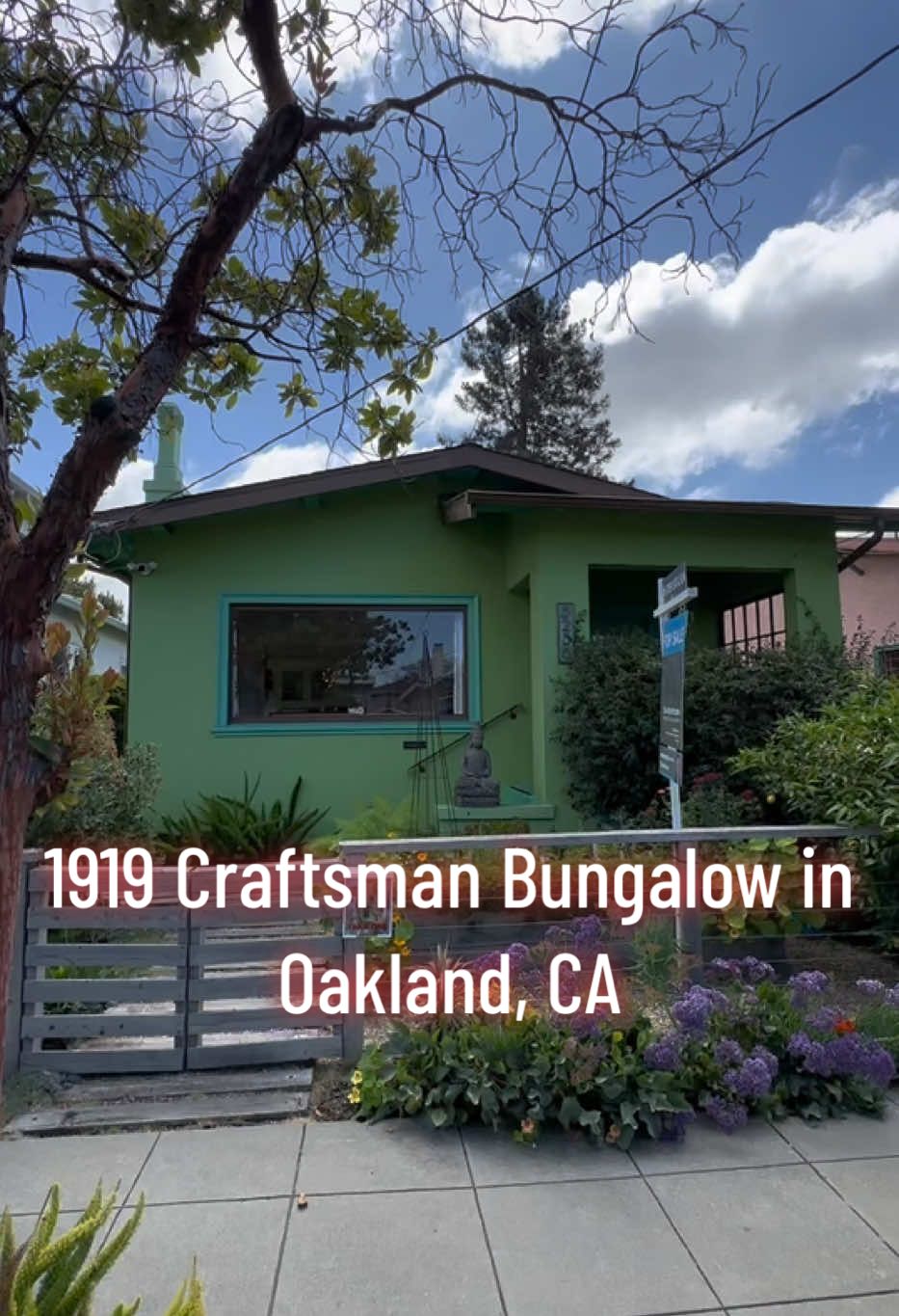 1919 Craftsman Bungalow Home in the Rockridge neighborhood of Oakland, CA listed for $1,295,000 Lenny Kravitz hardware?? 🔥 #oakland #oaklandca #oaklandrealestate #oaklandcalifornia #leavingsf #leavingsanfrancisco #bayareacheck #bayareatiktok #alamedacounty #alamedacountyrealestate #solanocounty #sanfrancisco #sanfranciscobayarea #northbay #contracostacounty #sanmateocounty #eastbayrealestate #eastbaytiktok #craftsman #bungalow #hometour #housetour