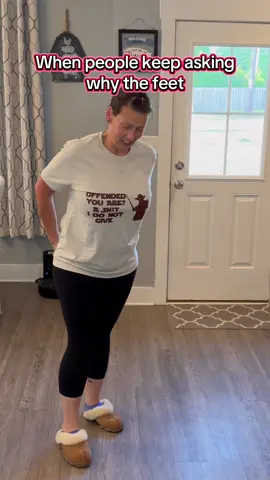 That’s why the feet #couplescomedy #marriedlifehumor #comedyvideo #fyp 