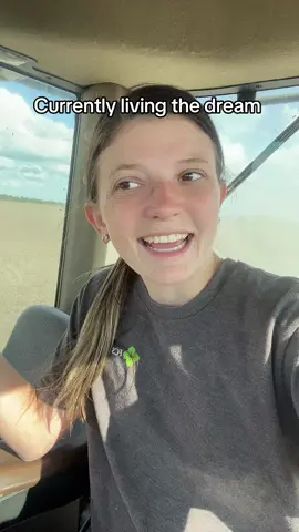 The best life to live! #familyfarm #midmo #corn #johndeere #planting 