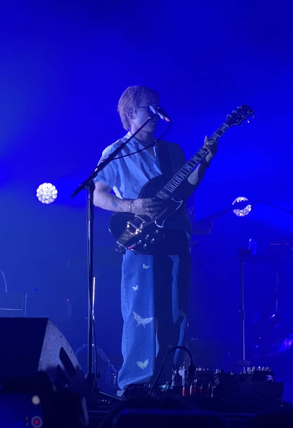 Wave to earth- Homesick (Full 4K) in Paris 2025 #wavetoearth #w2e #music #concert #danielkim #kim #guitar #live #paris #homesick 
