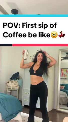 12-year old me dancing to Shakiraaaa! 🥹💃🏽❤️‍🔥 #shakira #concerttok #shakirafans #mujeresnolloran #relateable #childhoodmemories #bellydancetiktok #latinas #tiktokcolombia #cafecitotime 