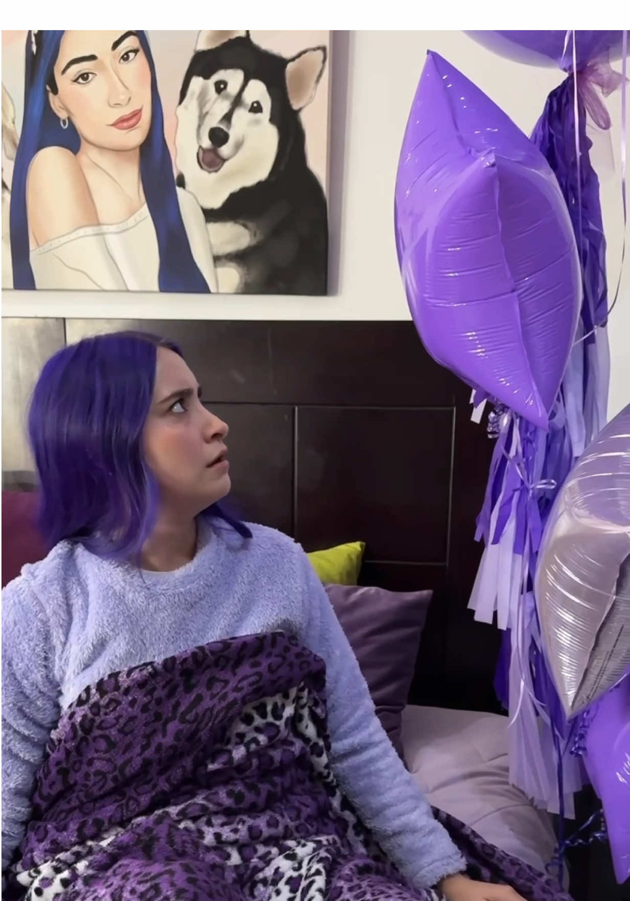 Contando TODO LO MORADO que uso😱💜 video completo (link en mi perfil)