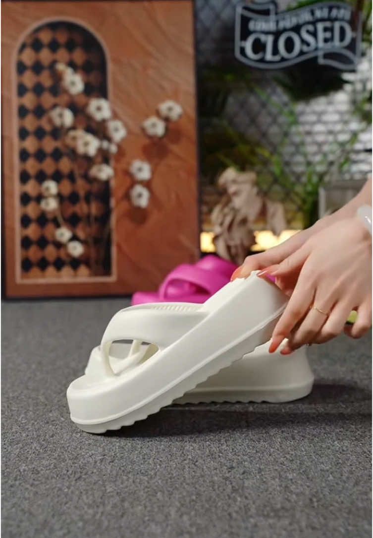 Dép tông kẹp ngón đế cao 6,5cm hack dáng siêu êm. #xuhuong #xuhuongtiktok #giaydep #giaydepxinh #depnu #giaydepnu #depxinh #giaydepnu #depnu 