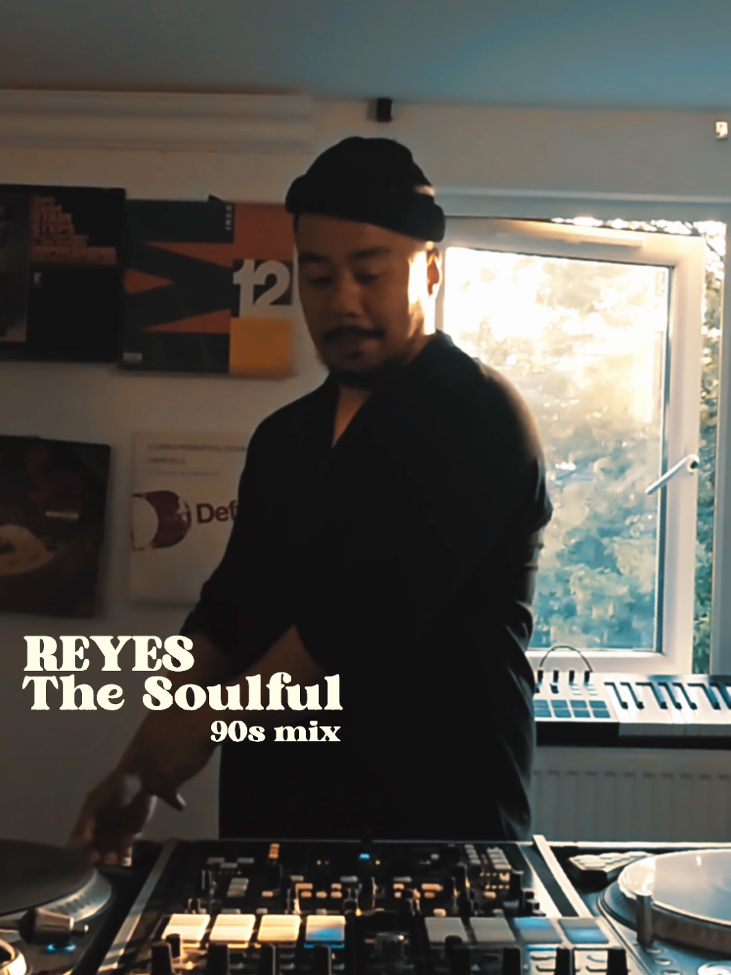 A smooth DJ mash up for all the 90s R&B and dancehall music lovers 🤎🌇 #90sthrowback #rnb #rnbvibes #dancehall #djedits #djmashup #tiktokdj #londondj #reyesthesoulful #90srnb 