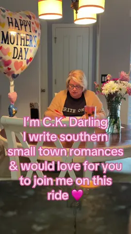 I was editing all weekend my rom com & chewing gum is my secret. 🤫  Looking to find romance readers who love contemporary romance with strong women 💪and small southern towns. 