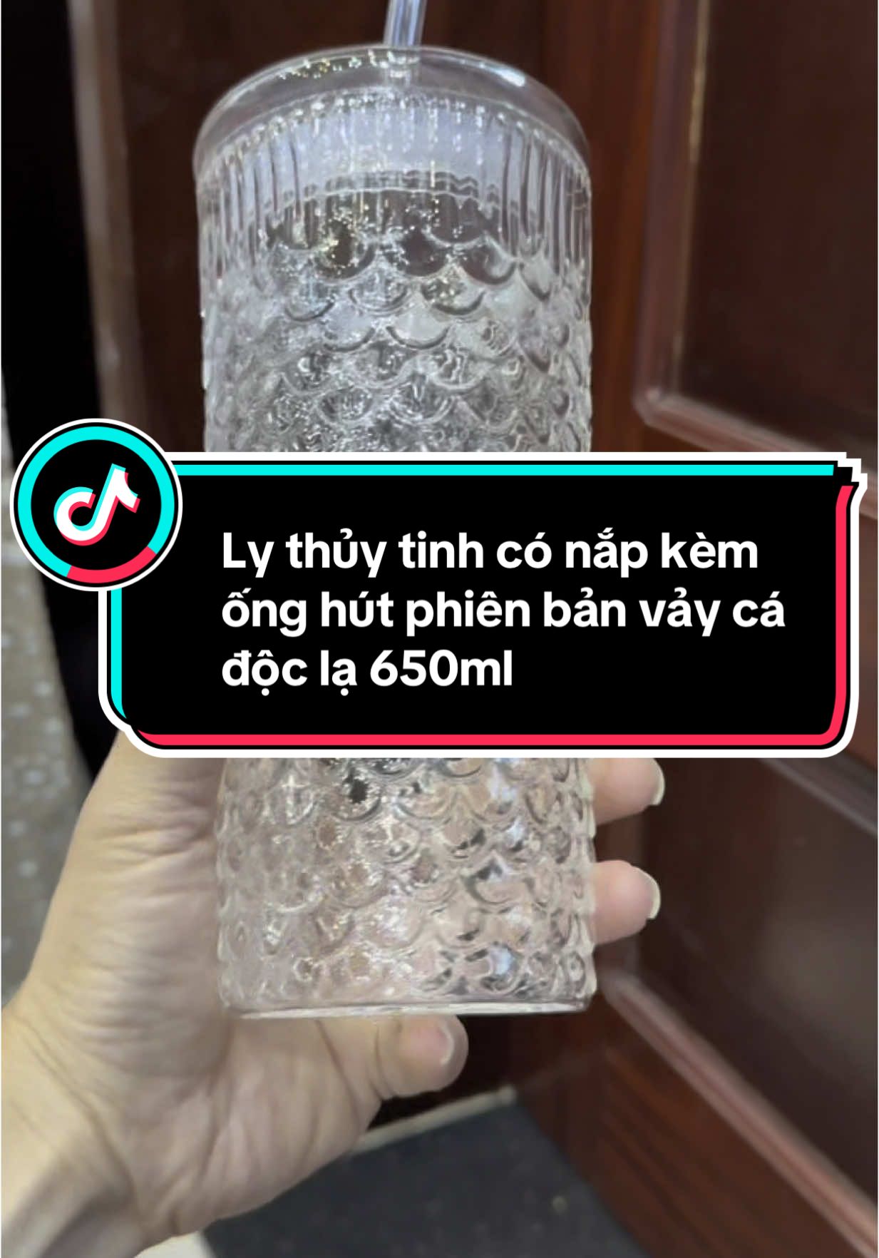 Ly thủy tinh có nắp kèm ống hút phiên bản vảy cá độc lạ dung tích 650ml #HangMytStore #lythuytinh #cocthuytinh #vayca #laplanh #cocuongnuoc #cocdungnuoc 