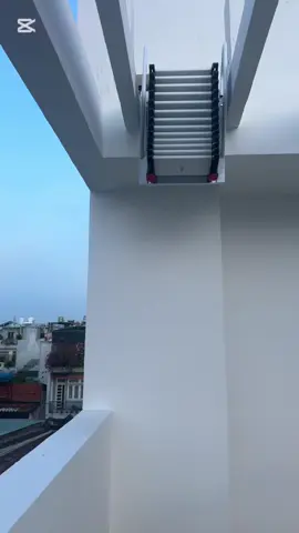 Mọi người theo chân mình cùng khám phá mẫu Thang gác mái ốp tường nikita  rất tiện lợi gọn gang chắc chắn , Thẩm Mỹ , #thanggacmai #thanggacxep #thanggacxeptudong #thanglentrannha #thangthamtran 