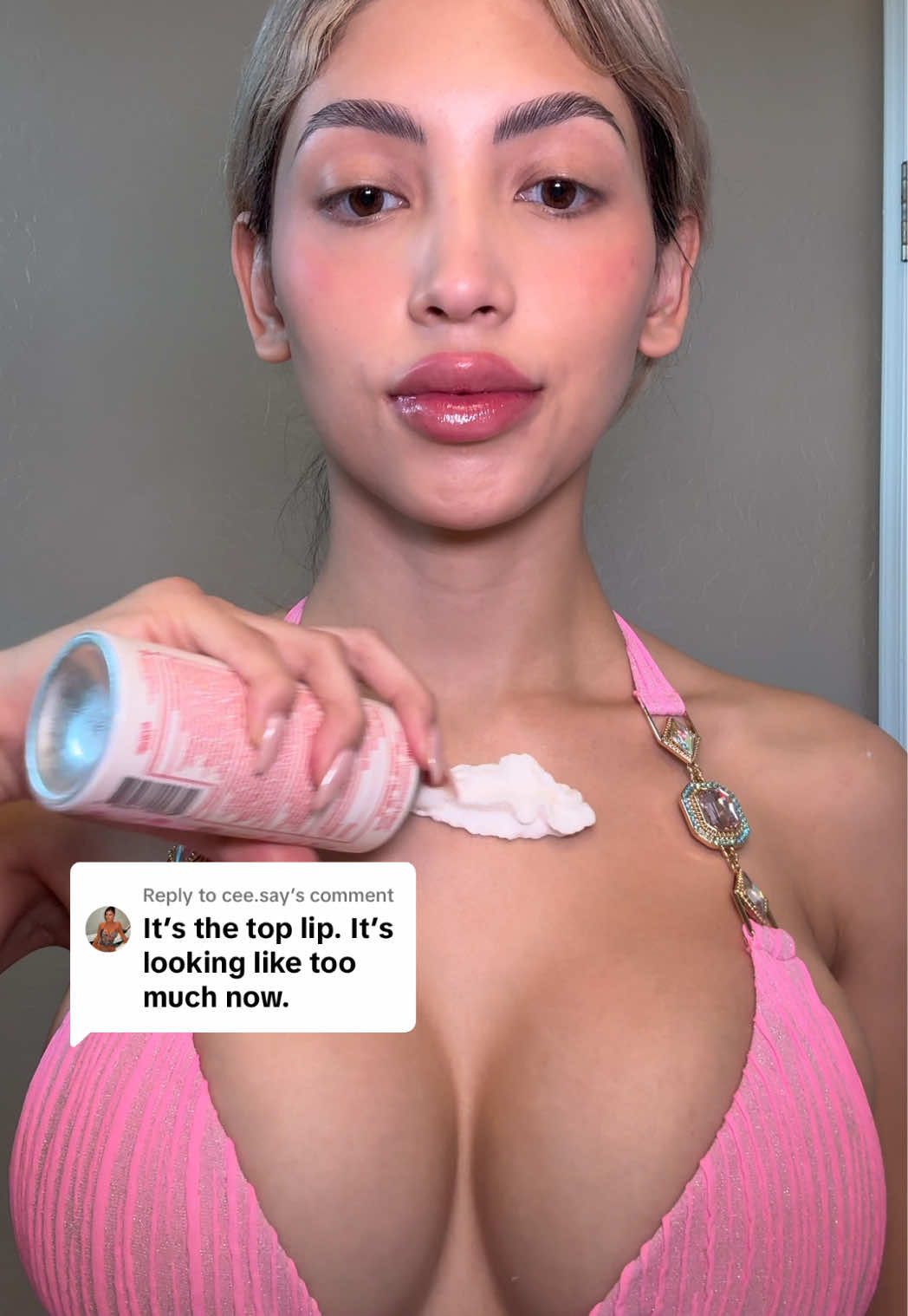 Replying to @cee.say I also wear Invisalign and it pushes my lips out more, not wearing them here and I LOVE MY lips 🧍‍♀️#fyp #fypp #lizethramirez #parati #SelfCare #spaday 