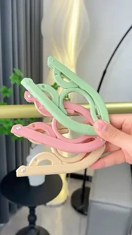 12PCS Hanger Gantungan Baju Lipat 2ln Portable Travel Jemuran Pakaian Sebarguna #gantunganbaju #hangerbaju #gantunganbajulipat #fypindonesia 