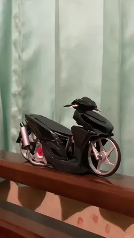 kena sb terus anjg lah 😹 #r17style#like#tren#fitmen#fyppp#lewatberandafyp#miniaturvario#moots#tren#fitmen#fyppp#lewatberandafyp#miniaturvario#moots#kata#like#fypp#4upage#ledold150 