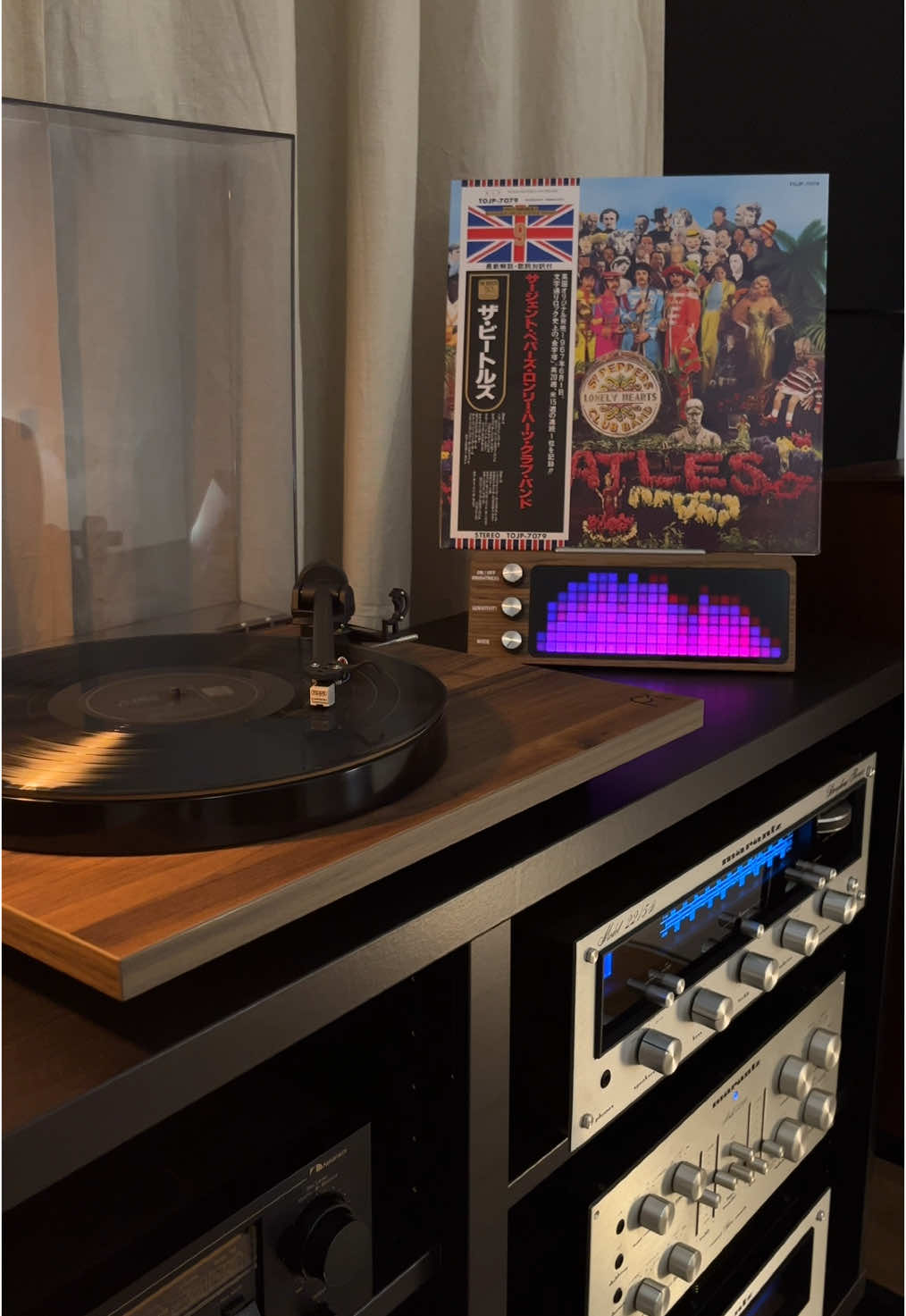 She’s Leaving Home - The Beatles  #shesleavinghome #thebeatles #sgtpepperslonelyheartsclubband #vinyl #records #record #vinylrecords #vinylrecord #lp #vintageaudio #vintagehifi #vintagemarantz 