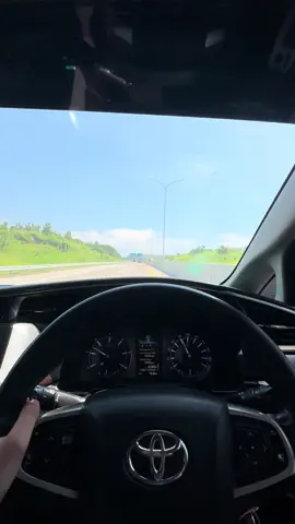 Meluncur🚀