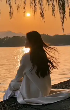 #نجاة_الصغيره 