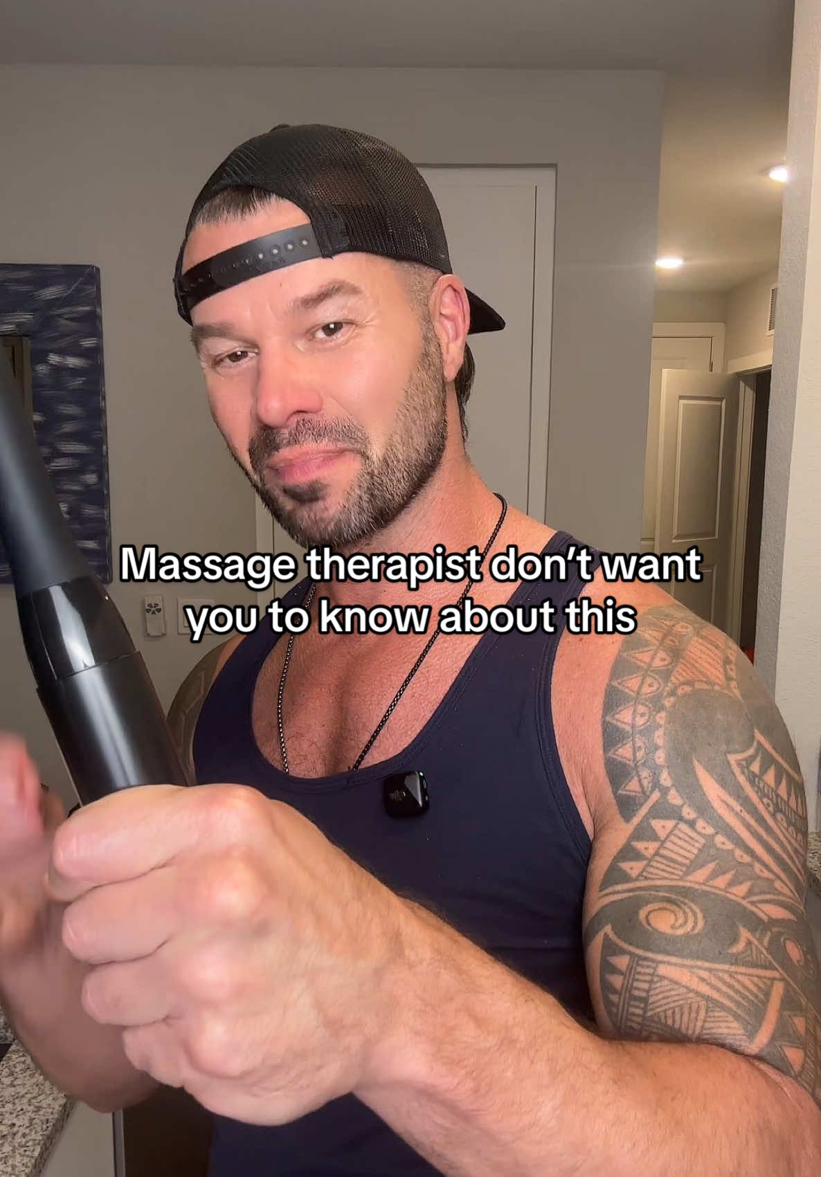 Sore shoulders and back this is clutch #massage #massagetherapy 