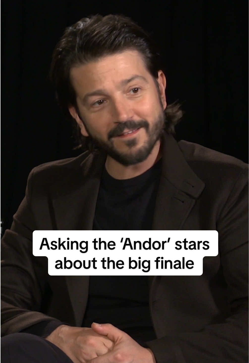 Sitting with that final scene in my head WEEKS early, had me stressingggg 😮‍💨 But so glad those final Andor episodes are out in the world!! IMPECCABLE TELEVISION 💯  #Andor #StarWars #DiegoLuna #AdriaArjona 
