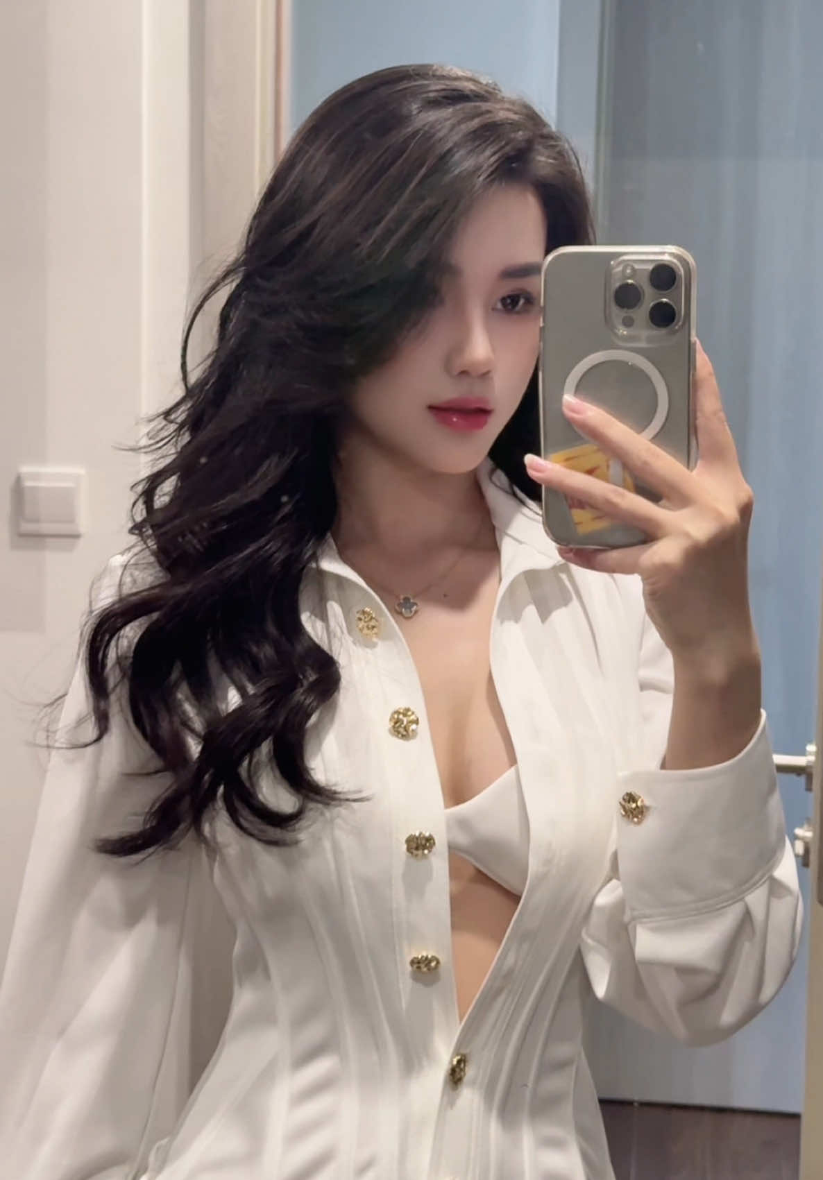 Phàm là nữ nhân trong thiên hạ đâu phải chỉ suốt ngày gọi dạ bảo vâng 😅