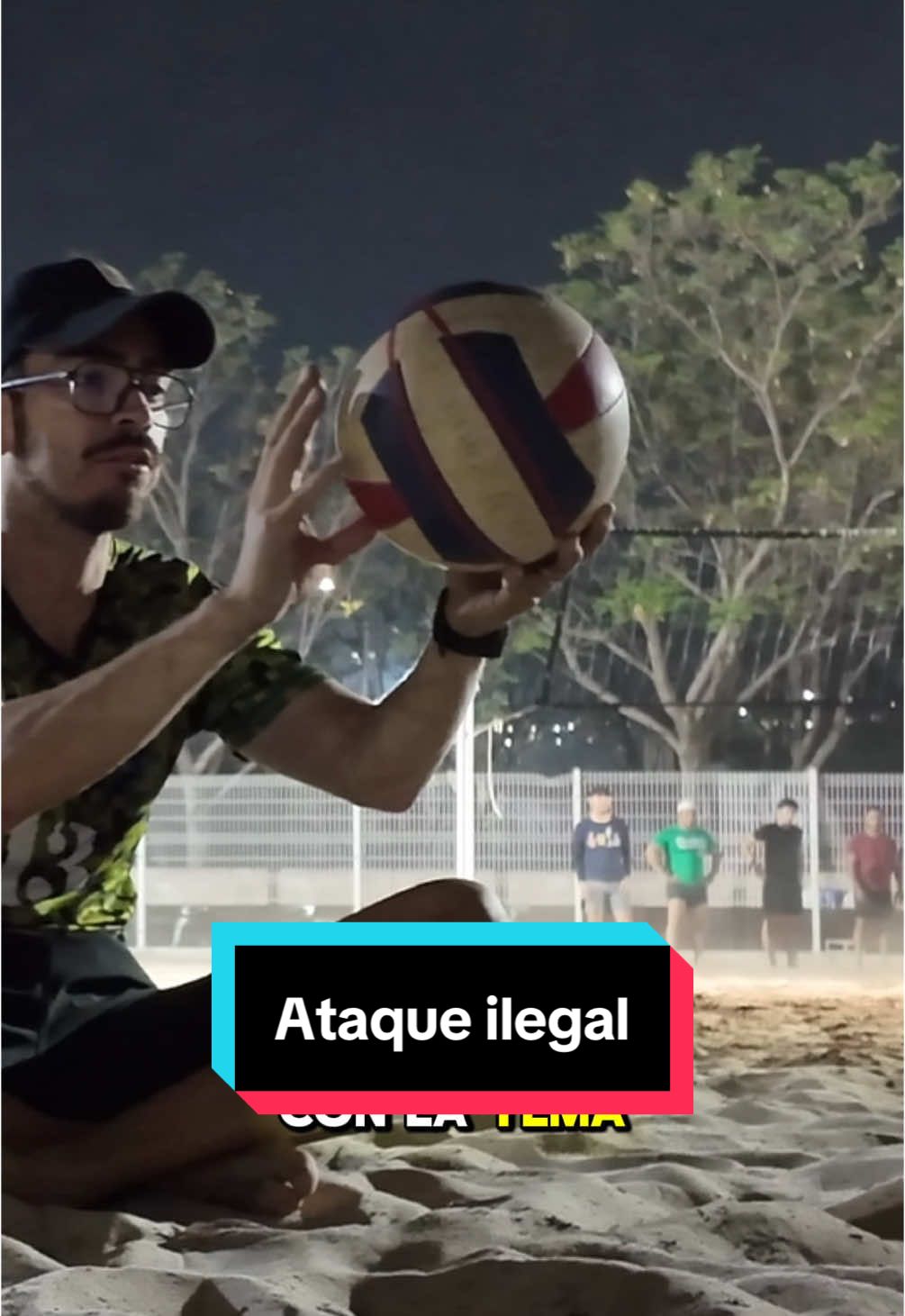 Esto NO se puede en voleibol de playa #elprofedevolei #voleibol #voleibolista #volleyballworld 
