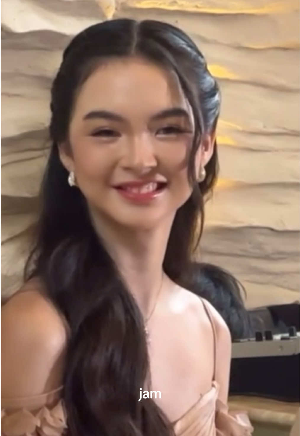 so soo pretty! the new endorser of hebeskin ✨ #KaiMontinola #fyp 