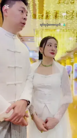 ✨🤍ချစ်ရတဲ့ အမအတွက် classy lookလေးကို အရိုးရှင်းနဲ့အလှဆုံးလေး ဖန်တီးပေးထားပါတယ်ဗျ MUA @🌻𝕐𝕦𝕄𝕒𝕨🌻  @DesignerKyawKo #wutthmoneshweyi #kitkit #မြန်မာဝတ်စုံဒီဇိုင်းများ  