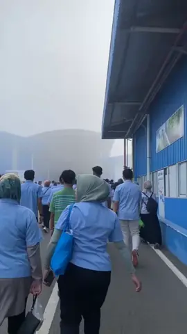 HWI rasa dieng. Tadi pagi ☁ #fypシ゚  #fypage #hwi #buruhpabrik #pabrikjepara 
