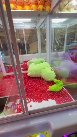 Chikorita Day in Timezone Gateway! 😍 #pokemon #chikorita #arcade #clawmachine #clawmachinephilippines #timezone #timezoneclawmachine #timezonephilipines #tomsworld #tomwsworldclawmachine #viral #foryou #fyp #foryoupage