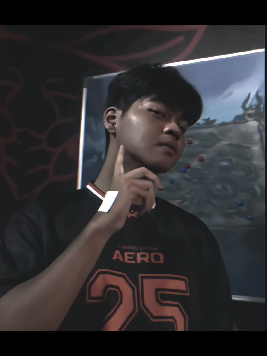 Jadi keterusan gini sebutan dari @rrq_dyrennn buat @hazlesukacoklat #MLBBxNARUTO #rrq #aero #hazle