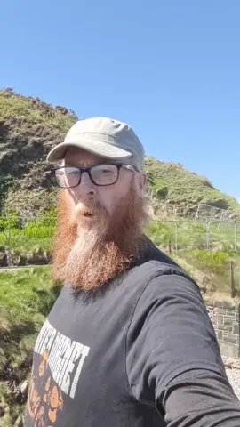 Melisandre's Cave - Cushendun. Where Davos and Melisandre land and she births the Shadow Demon to kill Renly Baratheon. #richardthewildling #gameofthronestours #gameofthronestour #gameofthrones #westeros #asoiaf #akotsk #melissandre #serdavos #cushendun #cushenduncaves #tourismireland #Ireland #northernireland @Game of Thrones Tours @Game of Thrones 