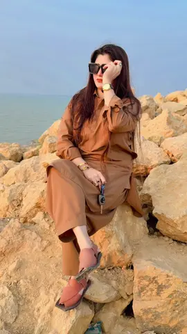 Follow me On Instagram  Fari_baloch110 🙏🏼❤️@S H E R I ♥️ @Annie murtaza #❤️🧿 #fypシ #fyp #trending #foryourpage #foryourpage #foryou #fypシ゚viral #viraltiktok #sindh #sindhi #sindhisong #sindhifam #sindhitiktok #sindhwale #pakistan #standwithkashmir #1millionaudition #loveyourself❤️ 